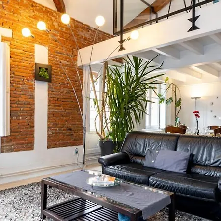 Apartment De Caractere T5 En Hypercentre *
