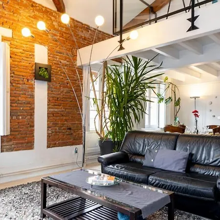 Appartement De Caractere T5 En Hypercentre *