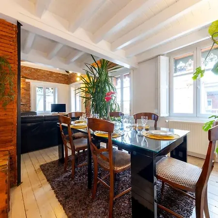Appartement De Caractere T5 En Hypercentre *